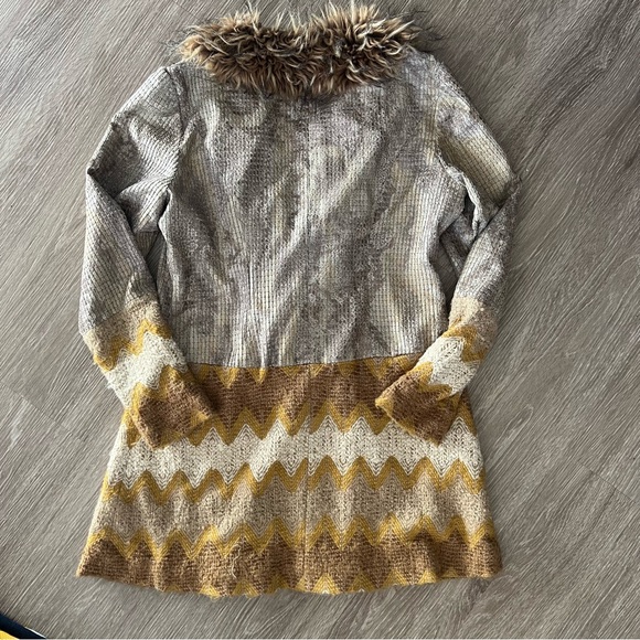 Gaby & Edén faux fur Y2K coat sz M - Picture 6 of 7